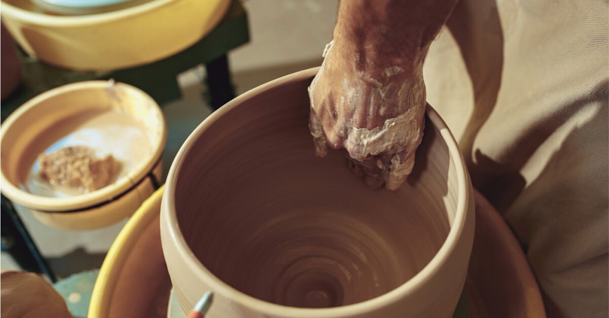 Making a pot 