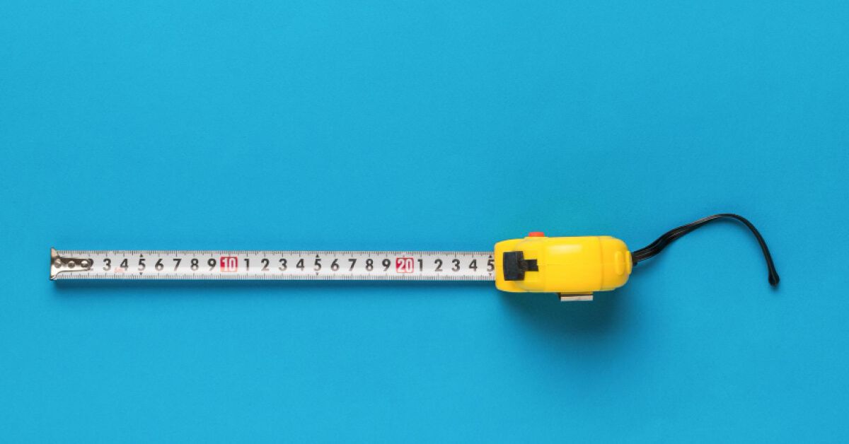 A mechanical measuring tape 