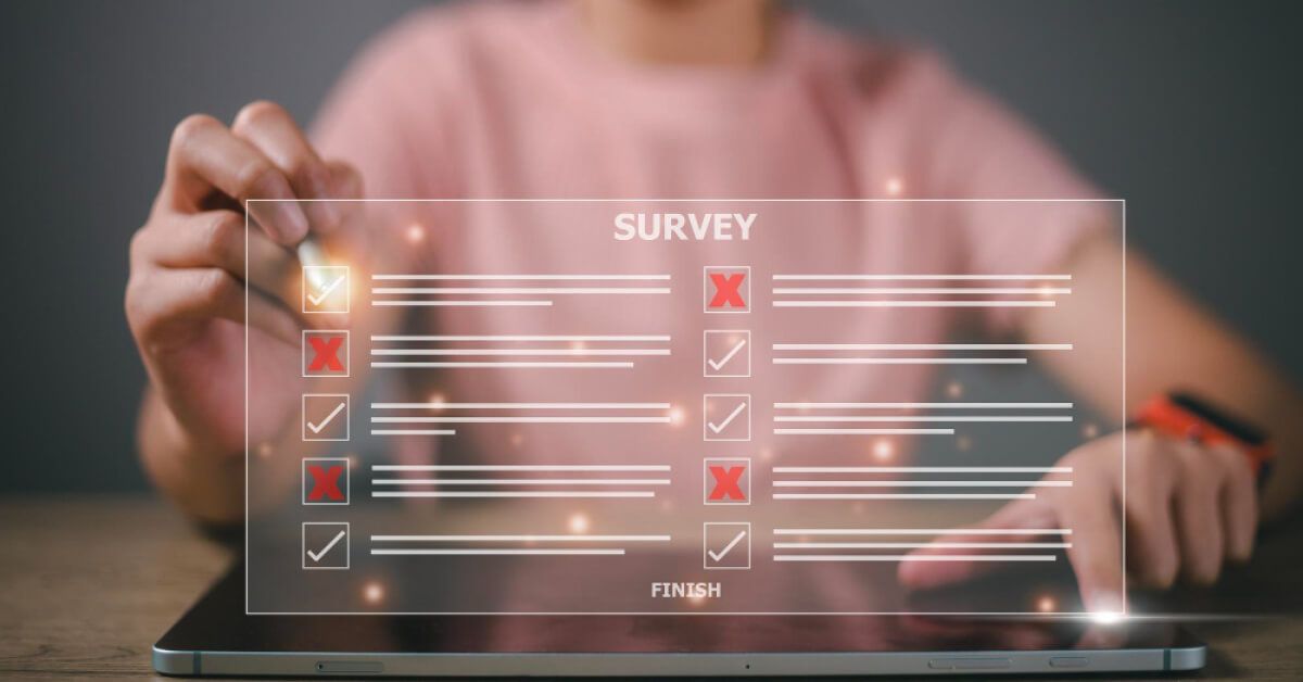 Person participating in a holographic survey projection